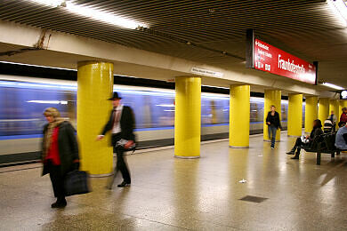 U-Bahnhof Fraunhoferstraße U-Bahnhof Fraunhoferstraße