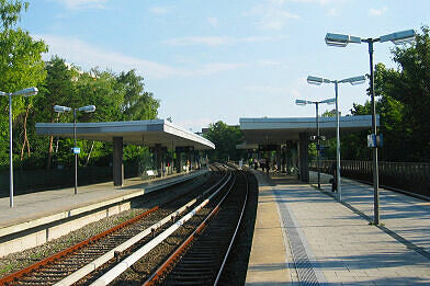 U-Bahnhof Kieferngarten U-Bahnhof Kieferngarten